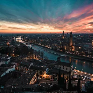Casa Corinna , Verona Italia
